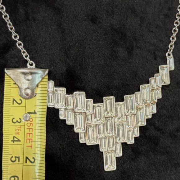 Silver Tone Cascading Baguettes Collar Geometric Necklace, Avon, NWOB - Picture 4 of 15
